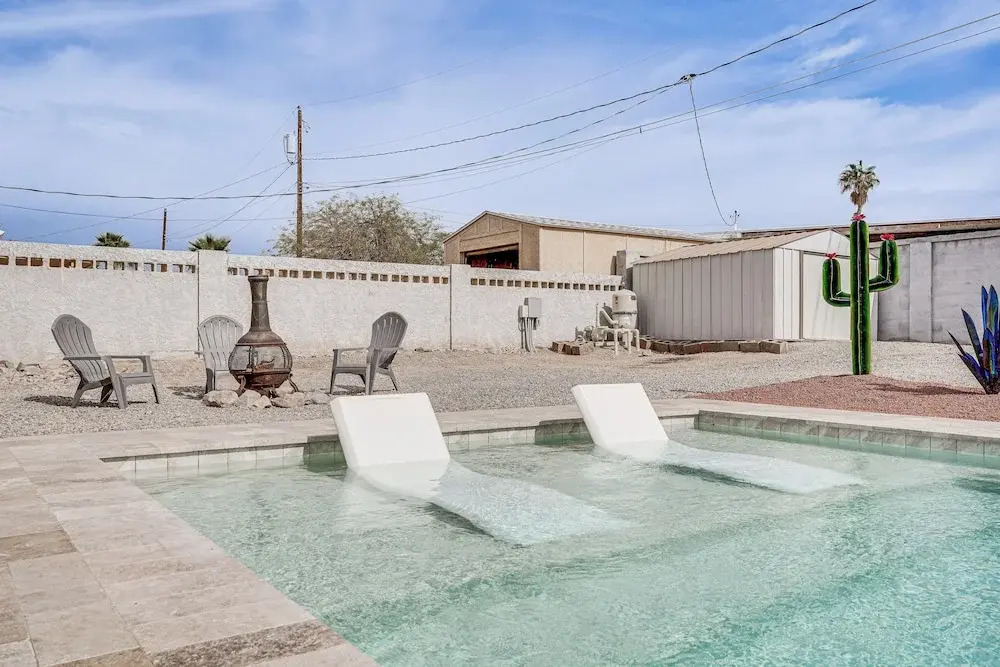 5 Mi to Lake Havasu: Home w/ Yard & Pool