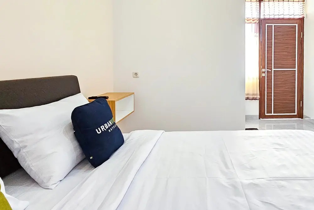 Urbanview MJ Hotel Syariah Cirebon by Reddoorz