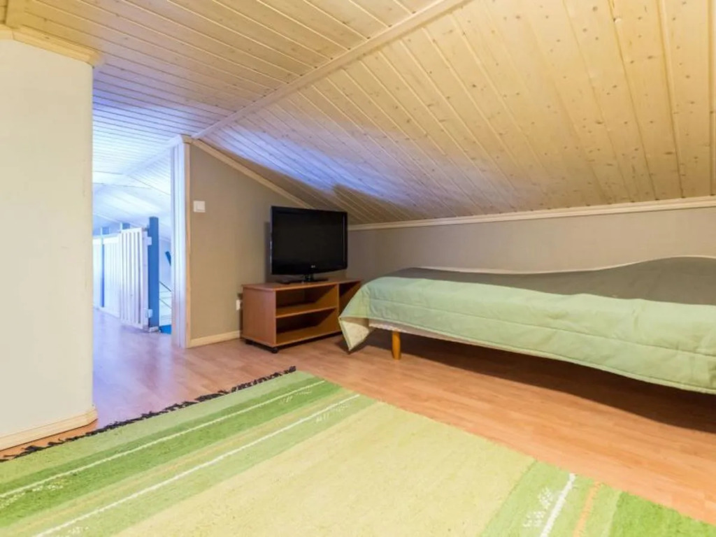 Rukan taikavuosseli 12 a