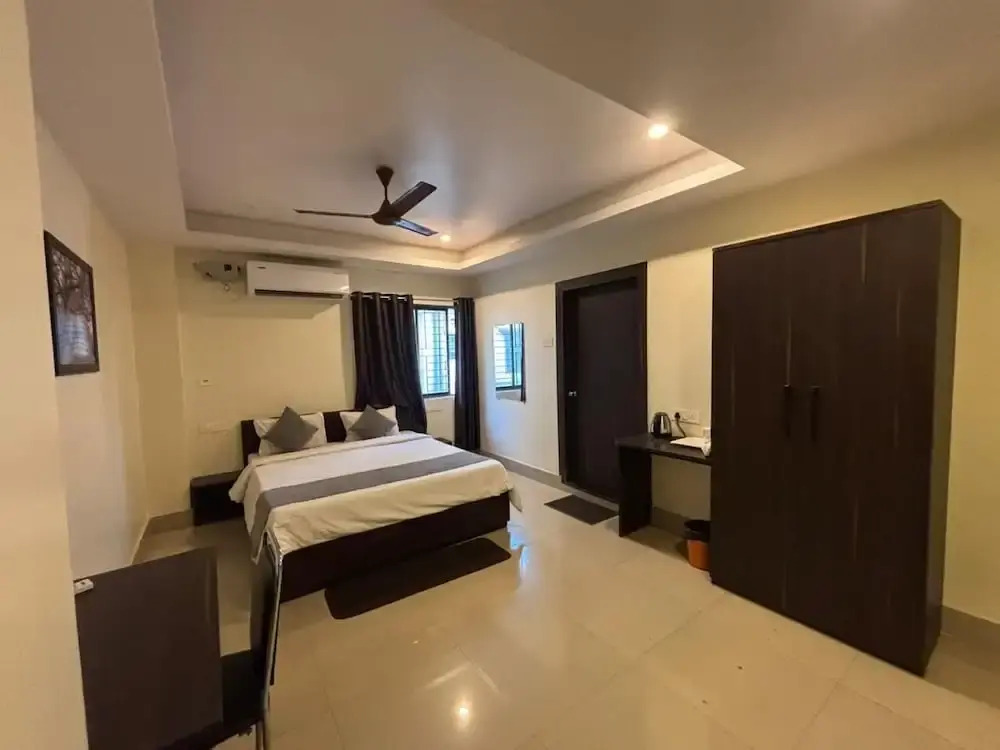 Hotel Asian Openbill