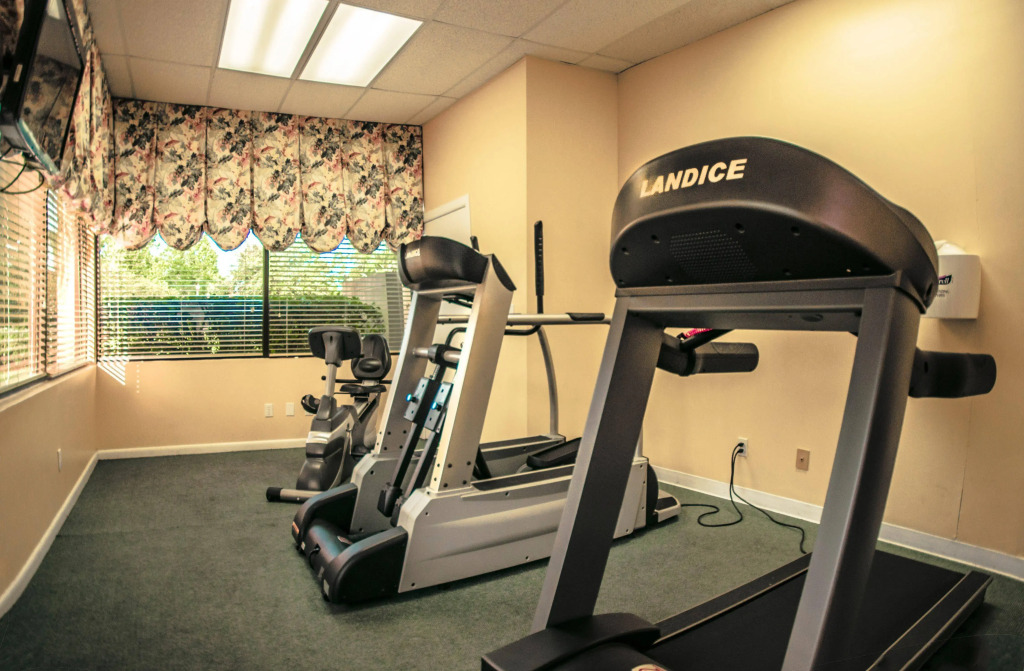 Parc Corniche Condominium Suites