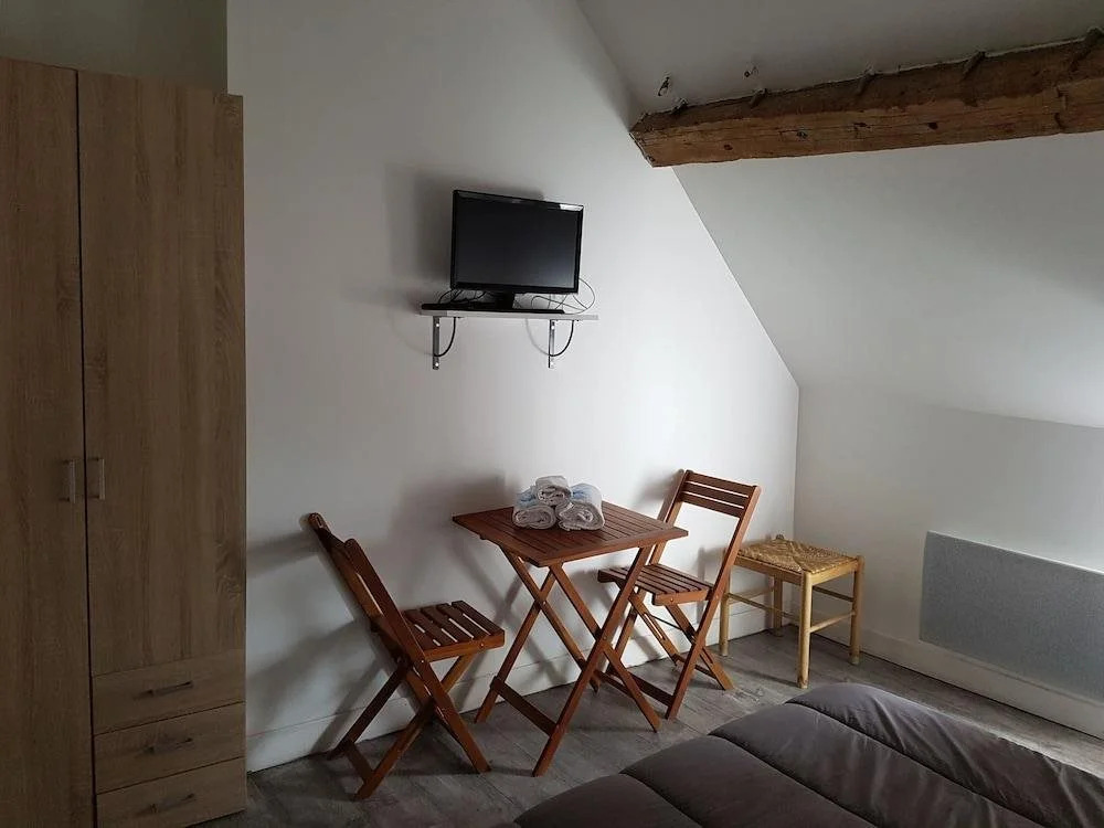 Felicidade Hostel