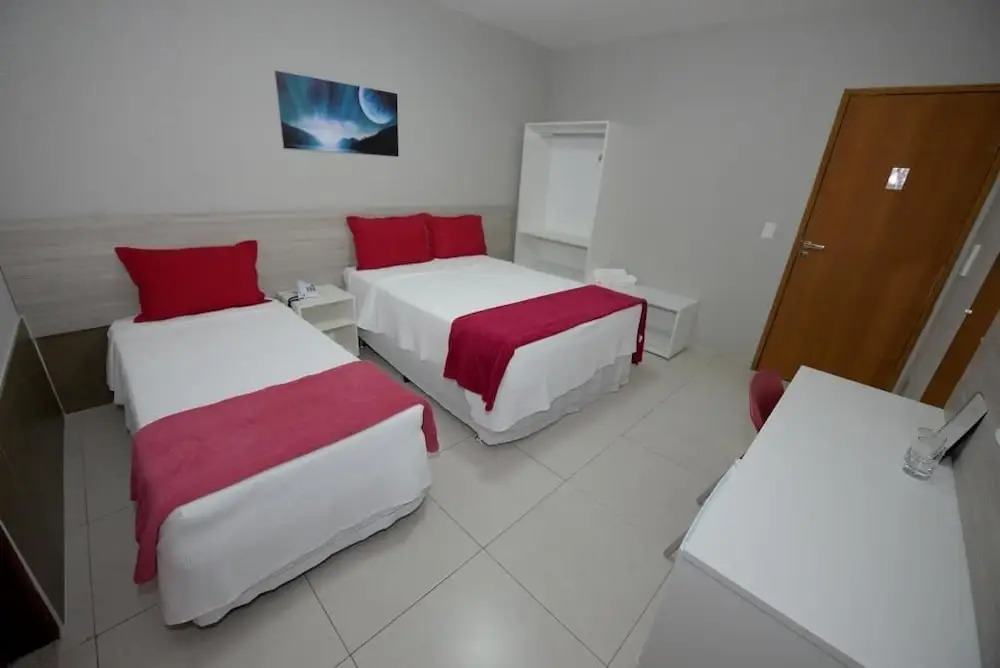 Hotel Leon