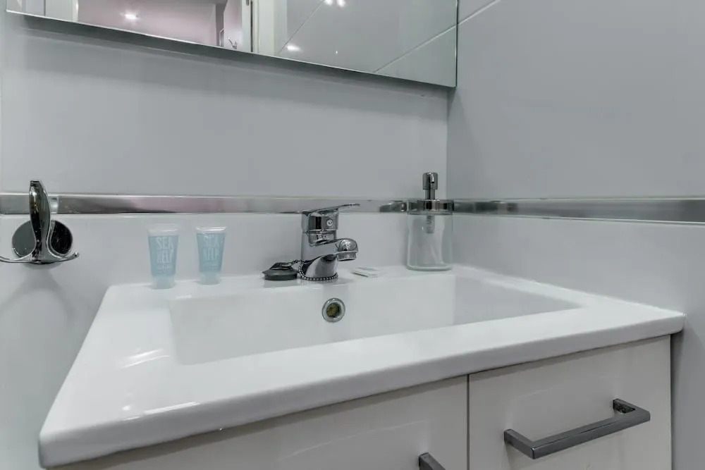 Holidays2Malaga Malagueta Apartments