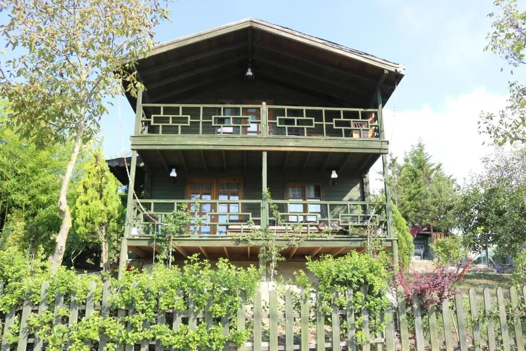 Castle Nolana Hotel & Horse Club