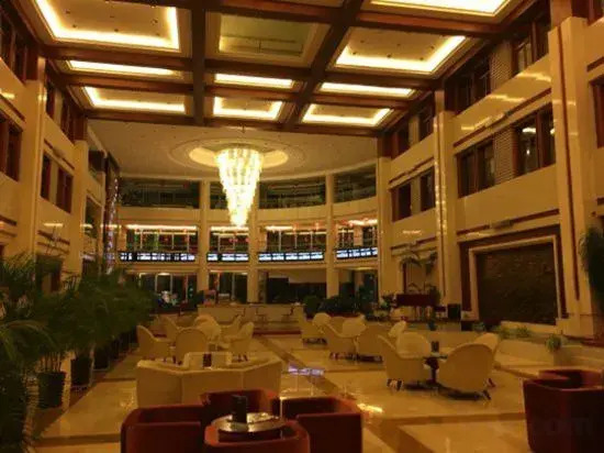 Snow Dance Mountain Resort (Yabuli Ski Resort and Tourist Area Branch)(雪舞山庄（亚布力滑雪旅游度假区店）)