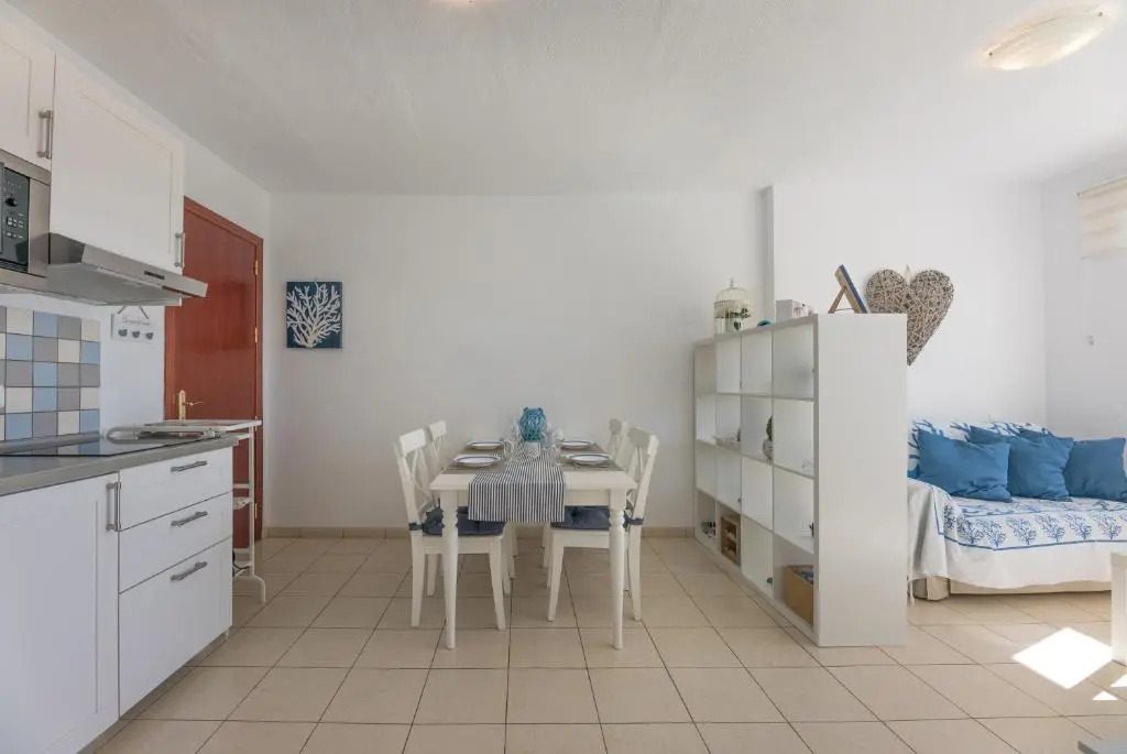 beach at 250 m, ocean view, 2 bedrooms, Wi-Fi