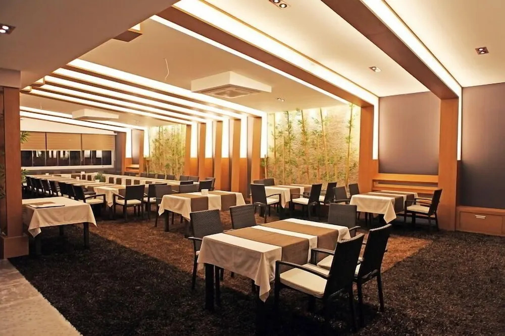 Grand Asos Hotel