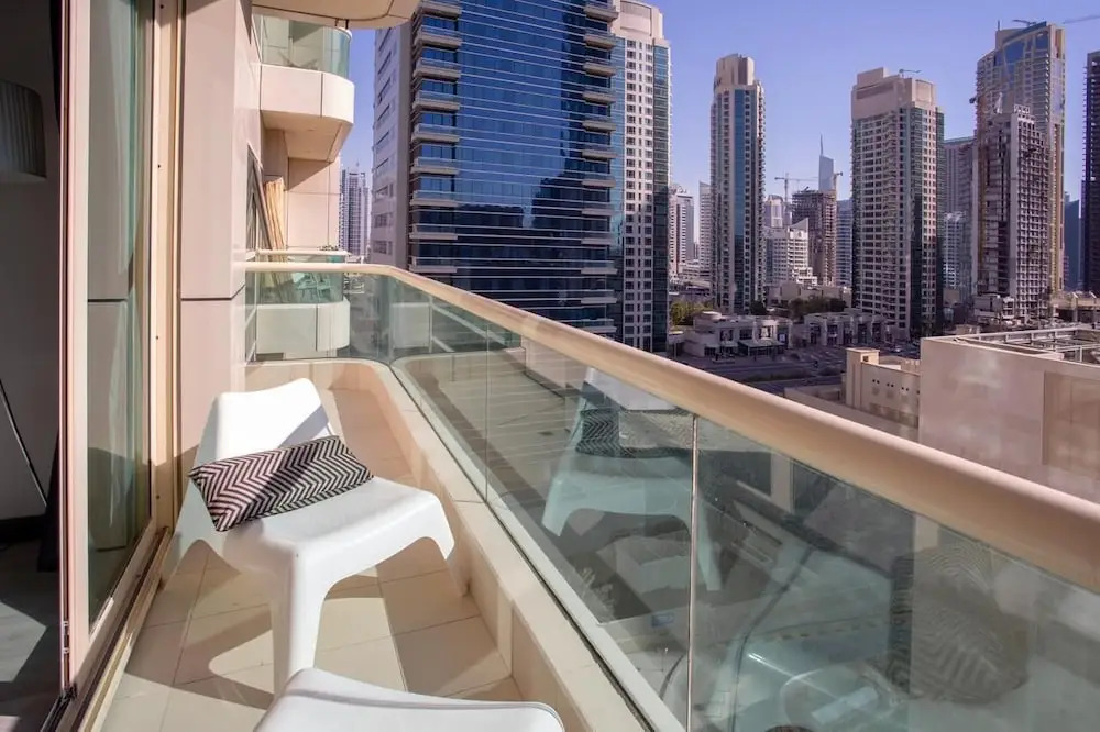 One Perfect Stay Royal Oceanic- One Bedroom Apartment