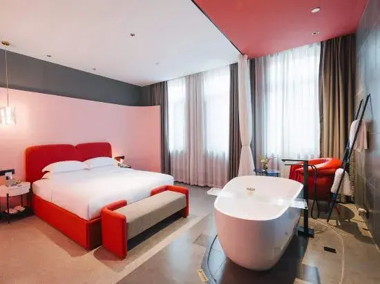 Yixi Hotel