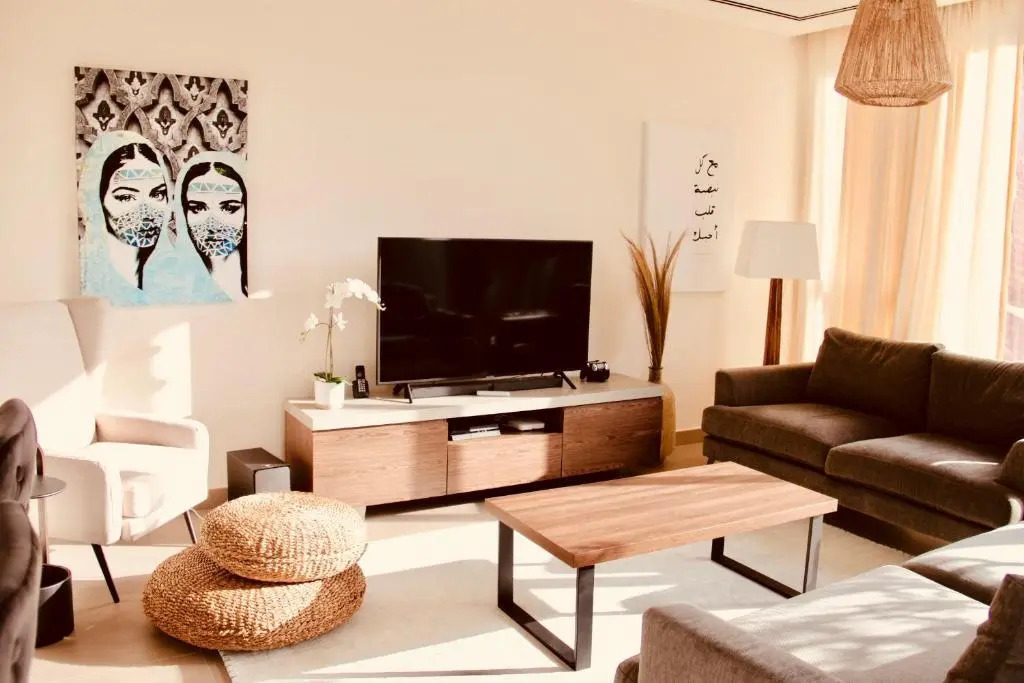 The Sunshine Villa