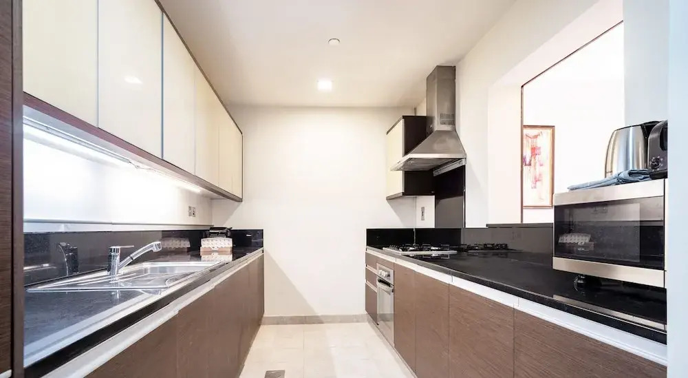 Spacious One Bedroom with Beach Access