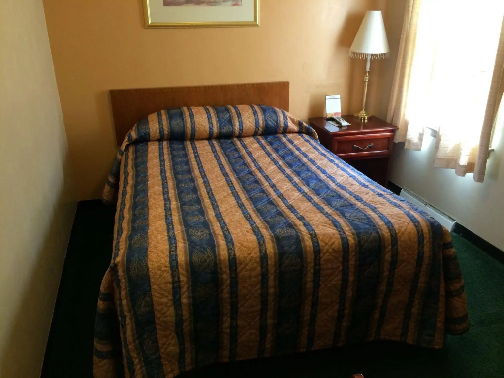 Howards Motel