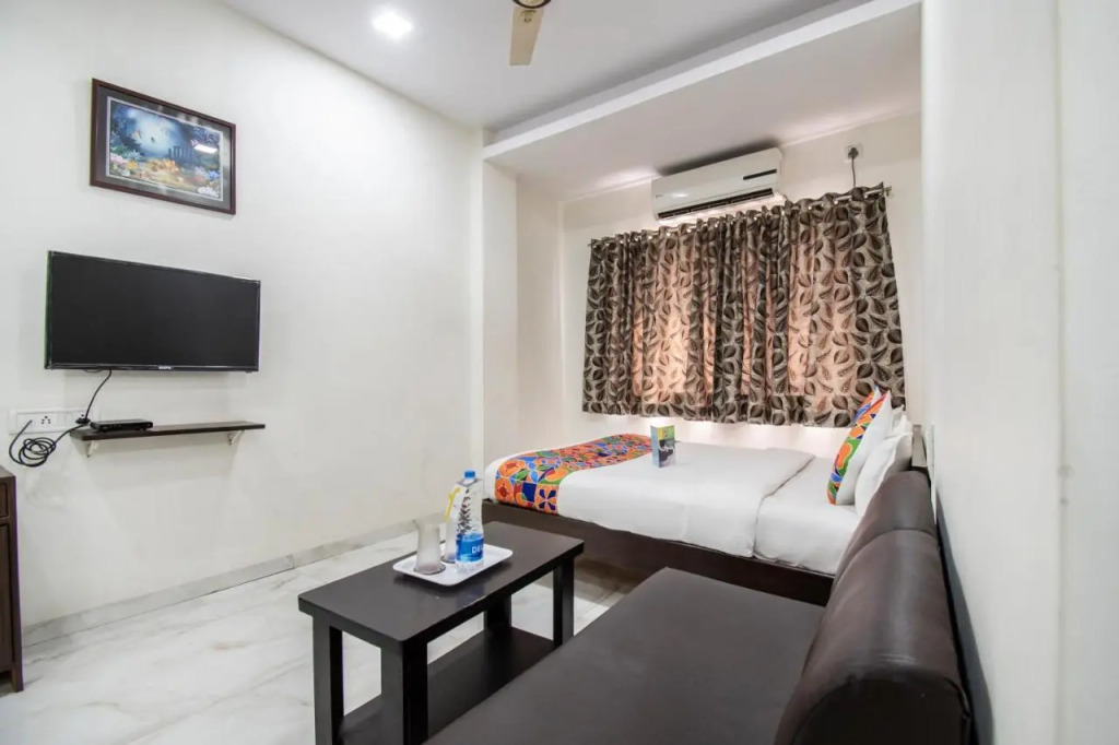 Hotel O Nashik Near Vijay Mamta Theatre Formerly Sahara Inn