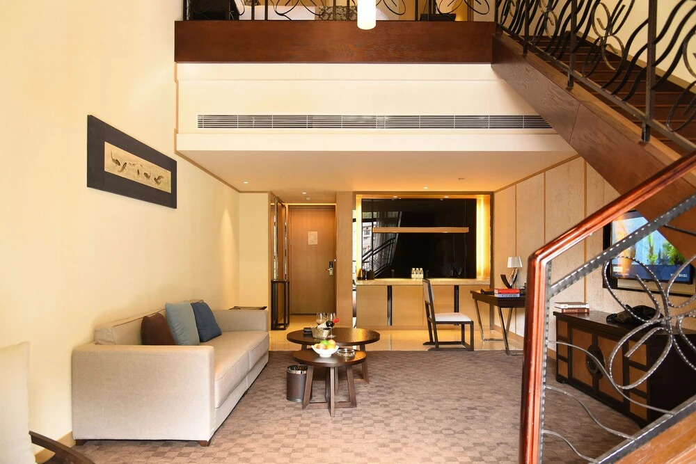 Kande Grand Land Hotel