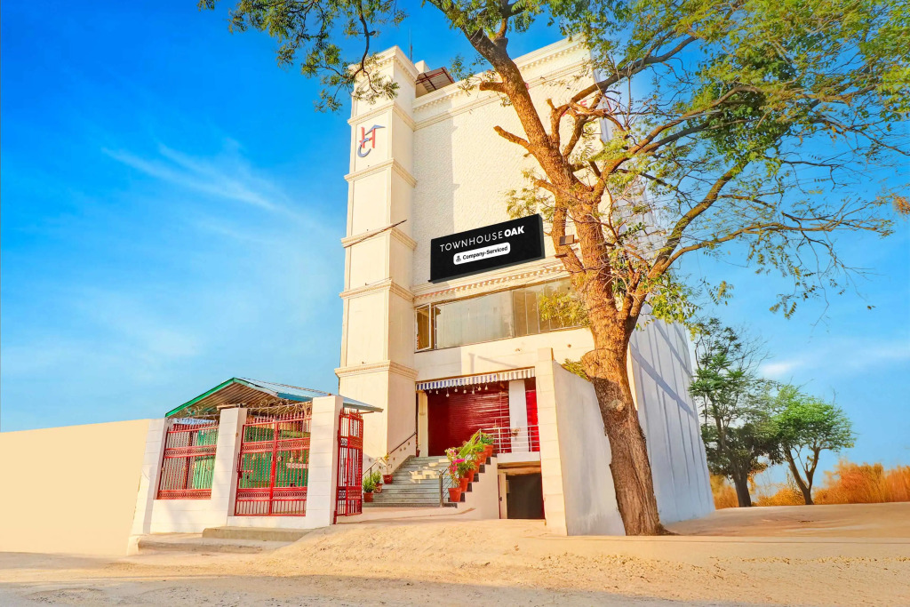 Townhouse Oak Patel Nagar Dehradun Railway Junction