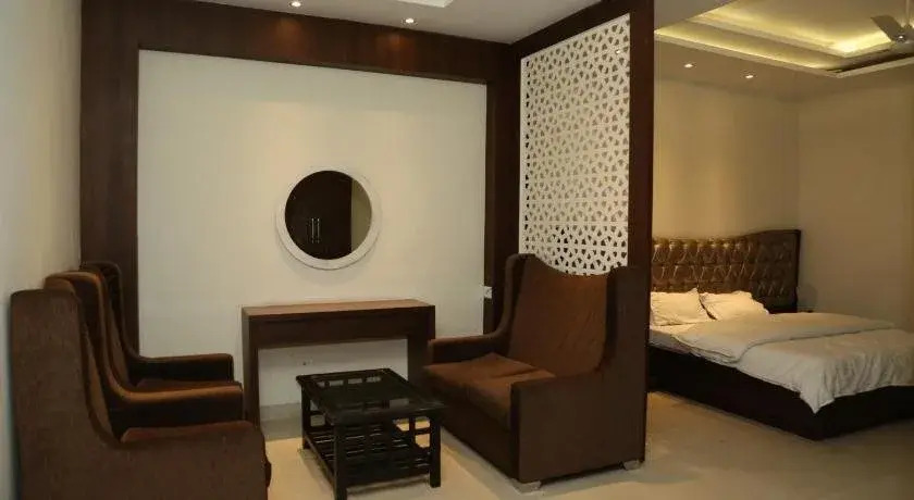 Hotel Aroma Inn