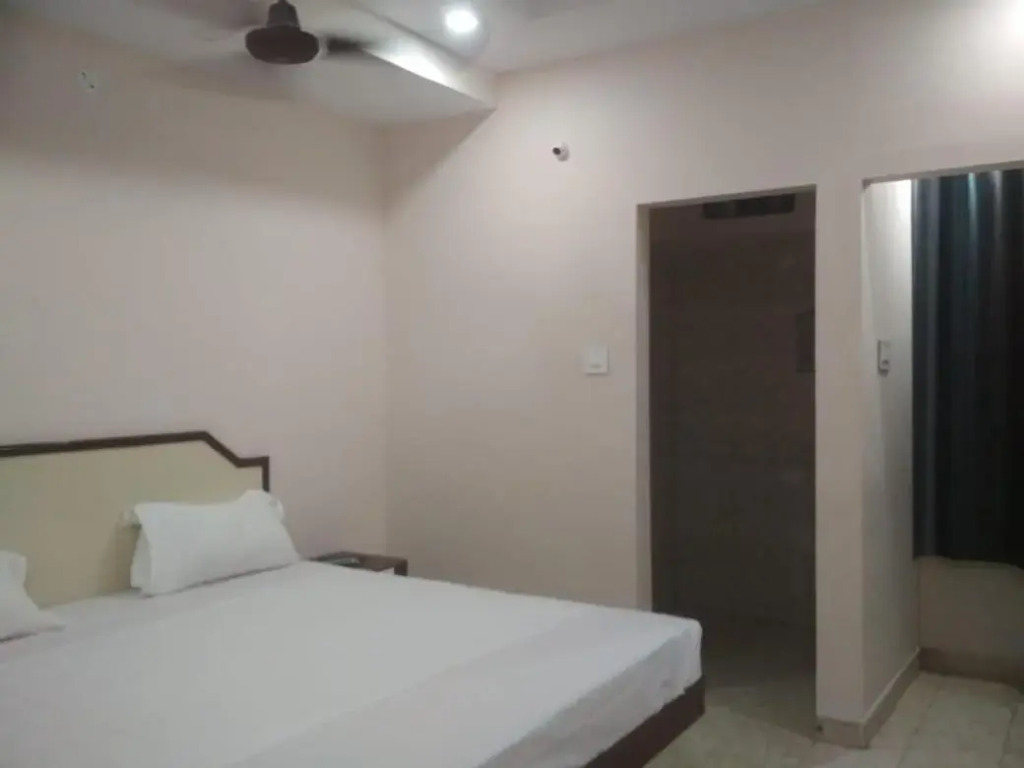 Abirami inn