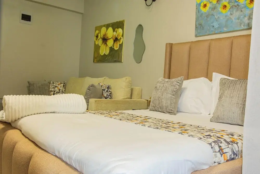 Ashmere by Edmor Suites.