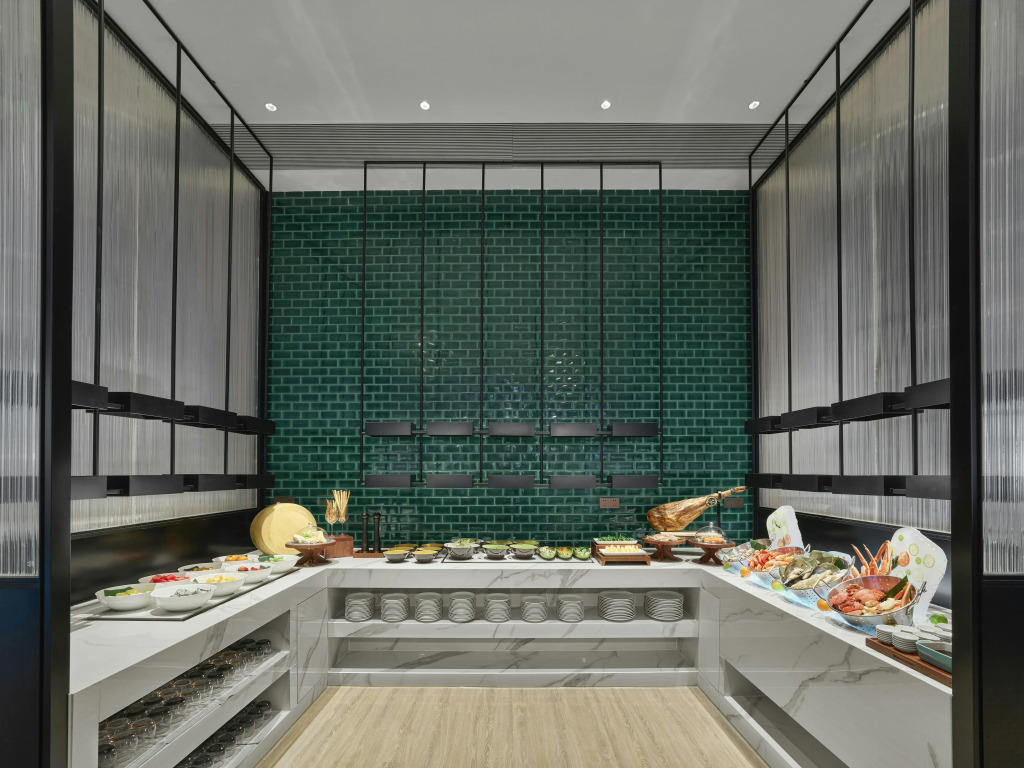 Hilton Zhuji