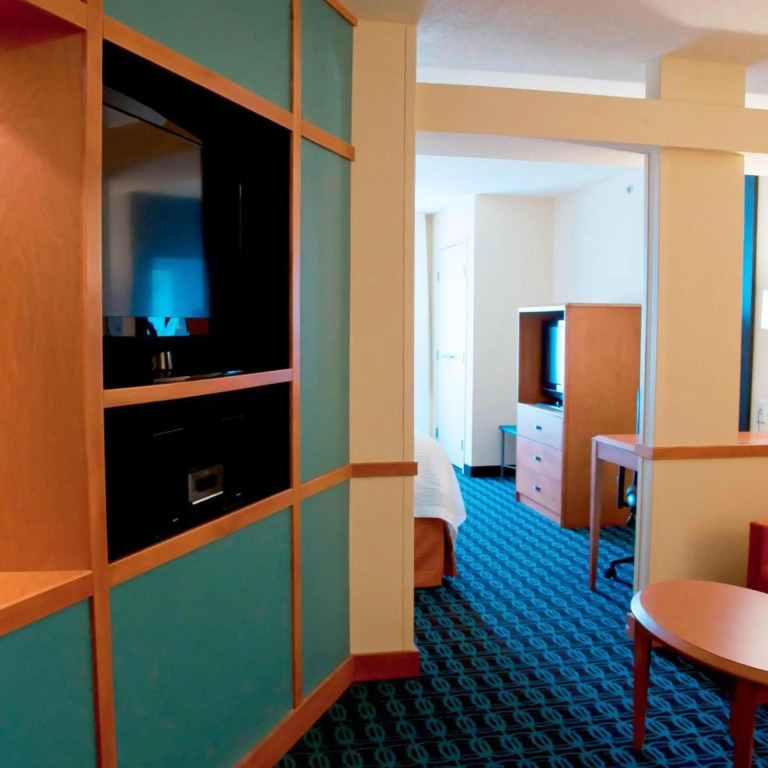 Fairfield Inn & Suites Ames