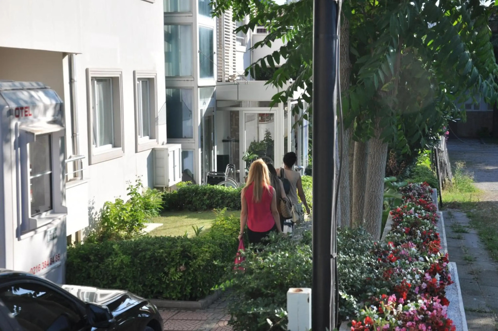 dragos island hotel