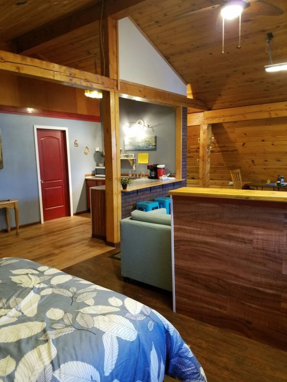 Mooseberry Cabin