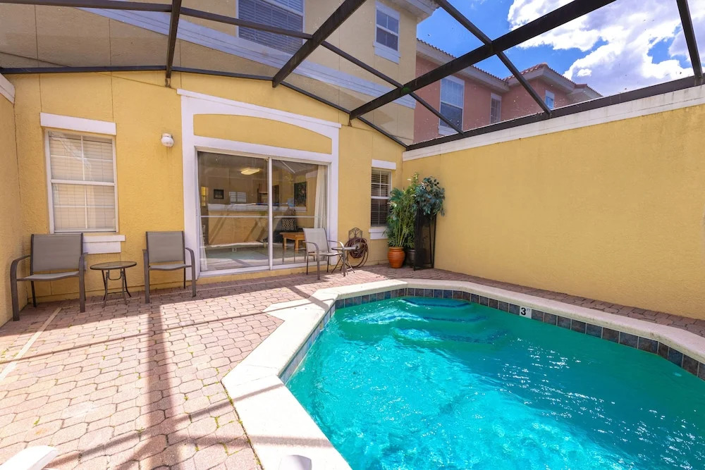 3016er 3 Bedroom Townhouse