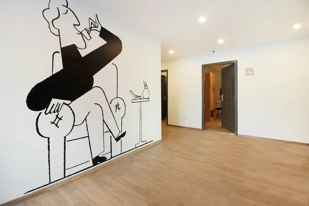 Oyo Townhouse 151 H Square