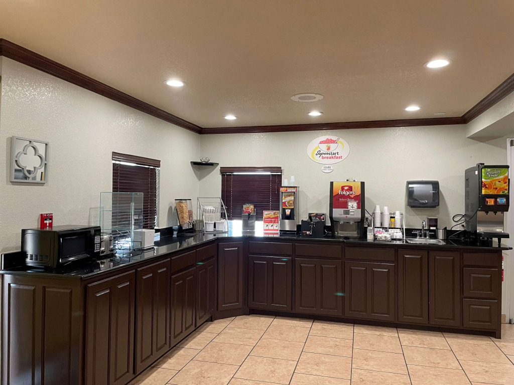 Super 8 Amarillo Central