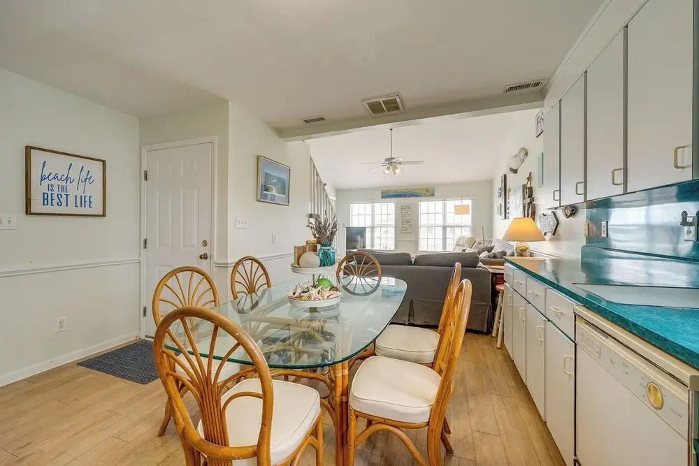 Topsail Beach Vacation Rental: Steps to Shore!