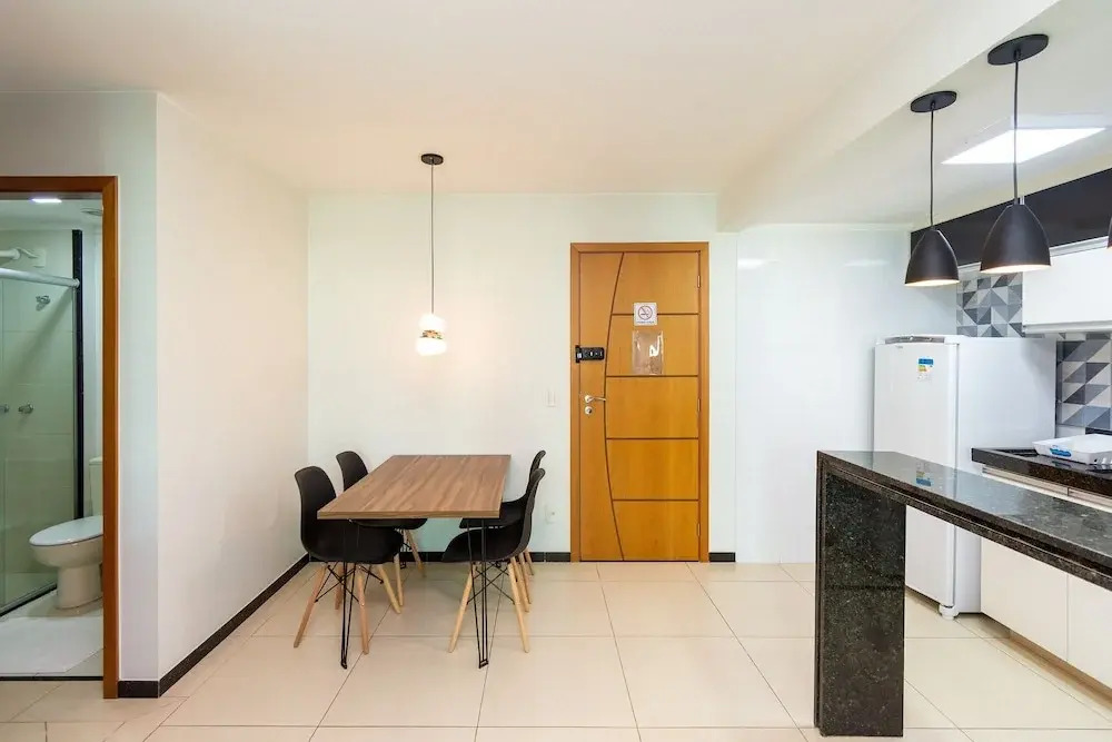 Apto Charmoso com 2 quartos - PPB0603