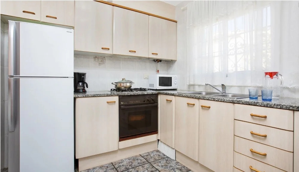 House - 4 Bedrooms with Pool and WiFi - 107534