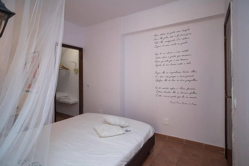 Y Quebedo - Boutique Apartments