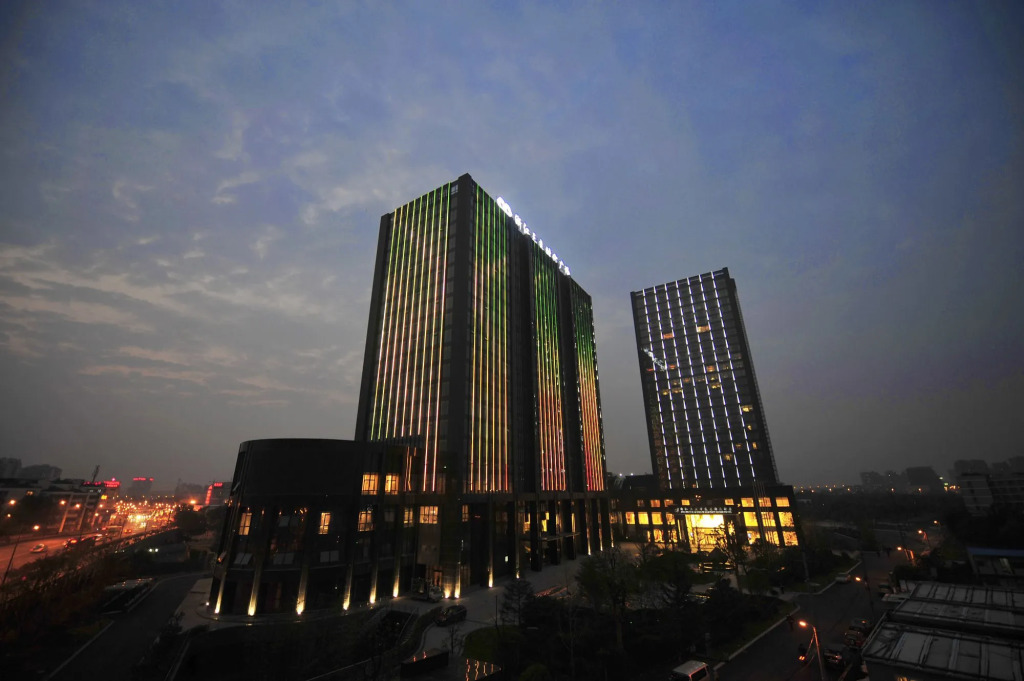 Grand New Century Hotel Canal Hangzhou
