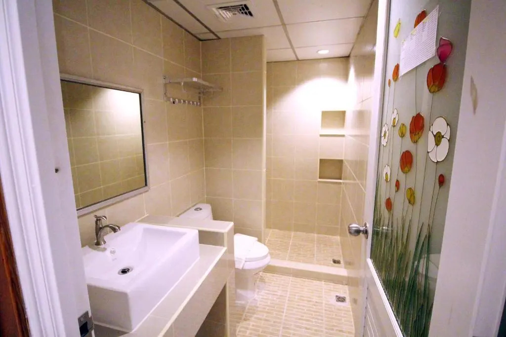 Lee Place Phatthanakan Condo