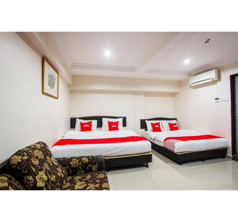 Casavilla Hotel by OYO Rooms