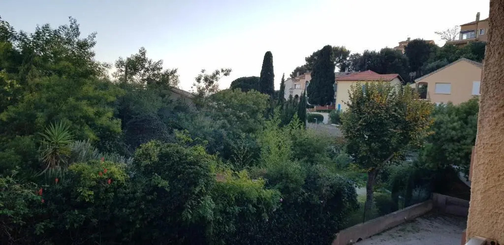 Studio Avec Terrasse 2 Personnes (Adults Only)
