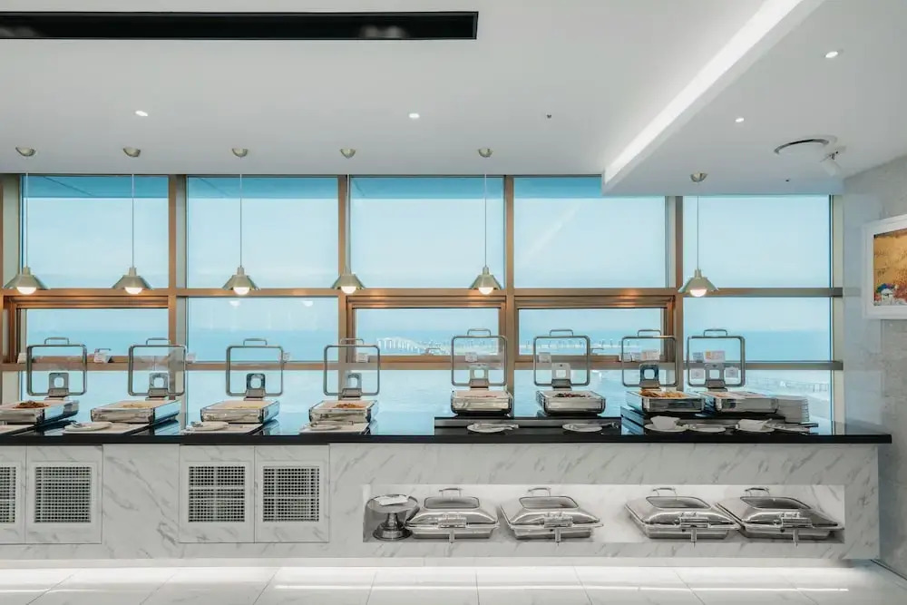 WAVEM HOTEL west