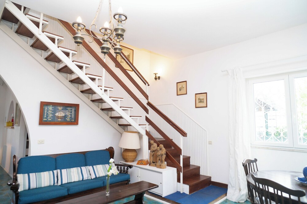 Villa vintage a 100m dal mare, relax a Terracina