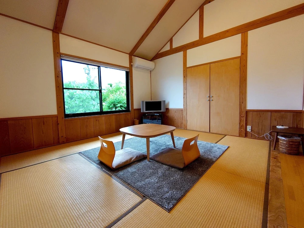 Yufuin Flora House