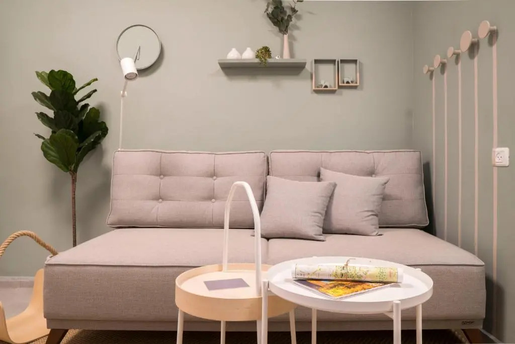 Jerusalem market apartment