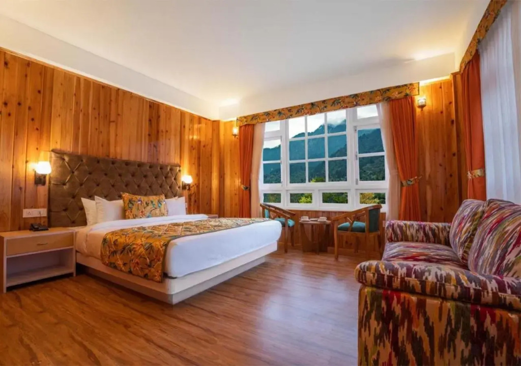Summit Gangchen Hotel