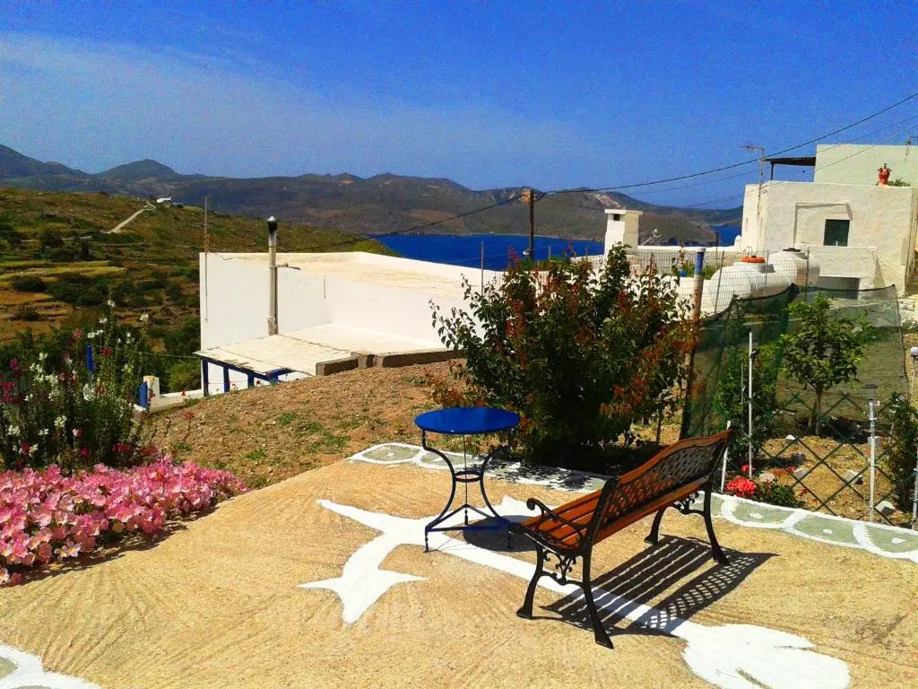 Georgia Rooms Milos