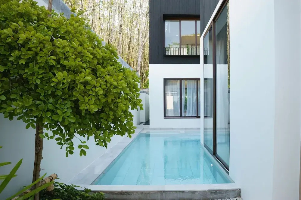 Tree Oclock Pool Villa - Phuket