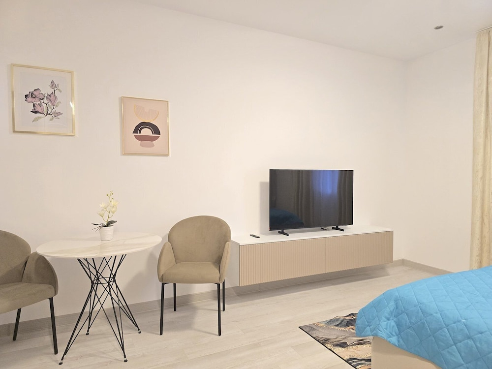 LaRin Residence