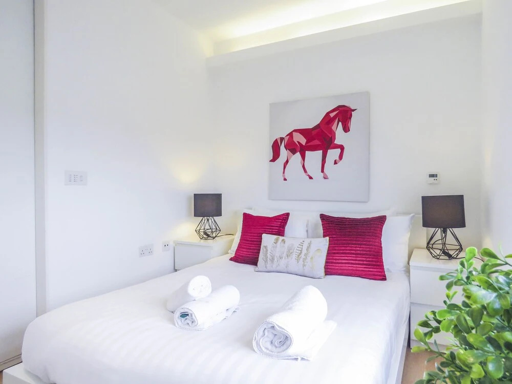 Tudors - The Cube Panorama 1 Bed