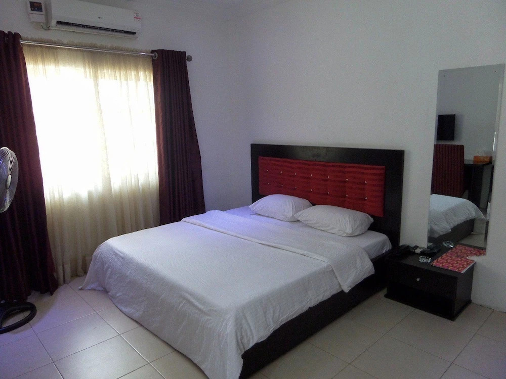 King Serve Guest House