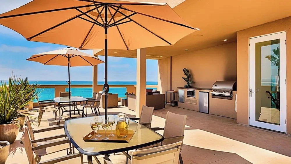 Featured on MTV Oceanfront View Estate + Pool, Pickleball, Theater, Arcade, Gym, Gourmet Kitchen Celebrity Oceanfront Estate by Avantstay