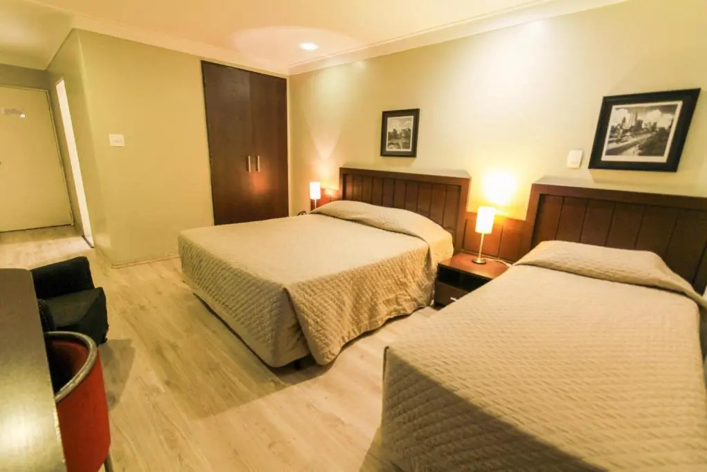 Hotel Plaza Apolo